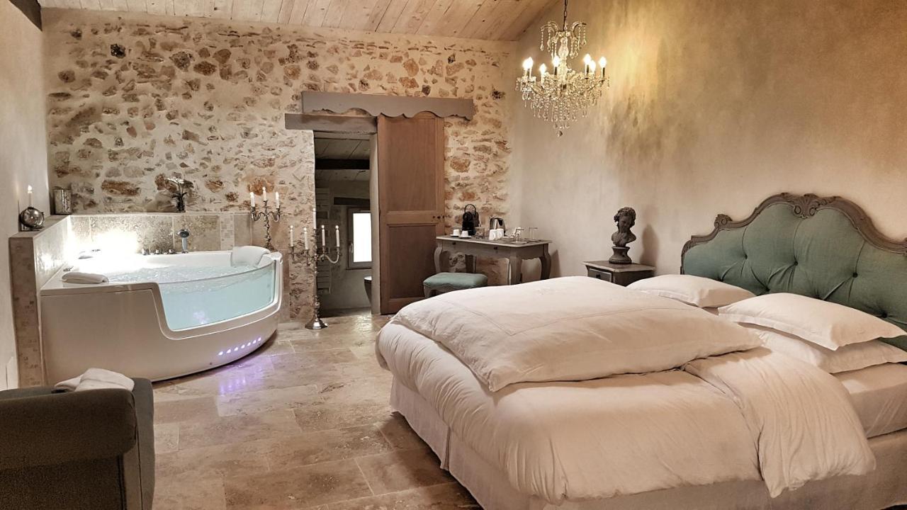 Le Domaine Saint Martin Bed & Breakfast Flassans-sur-Issole Exterior foto