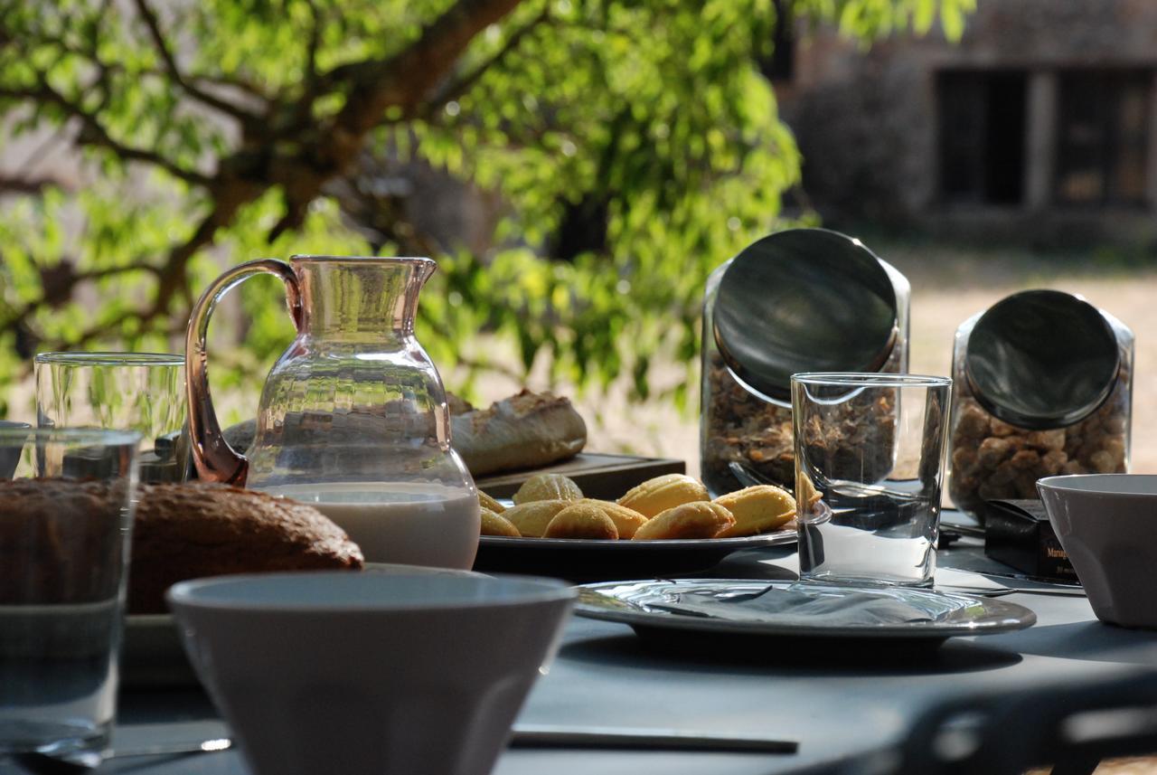 Le Domaine Saint Martin Bed & Breakfast Flassans-sur-Issole Exterior foto