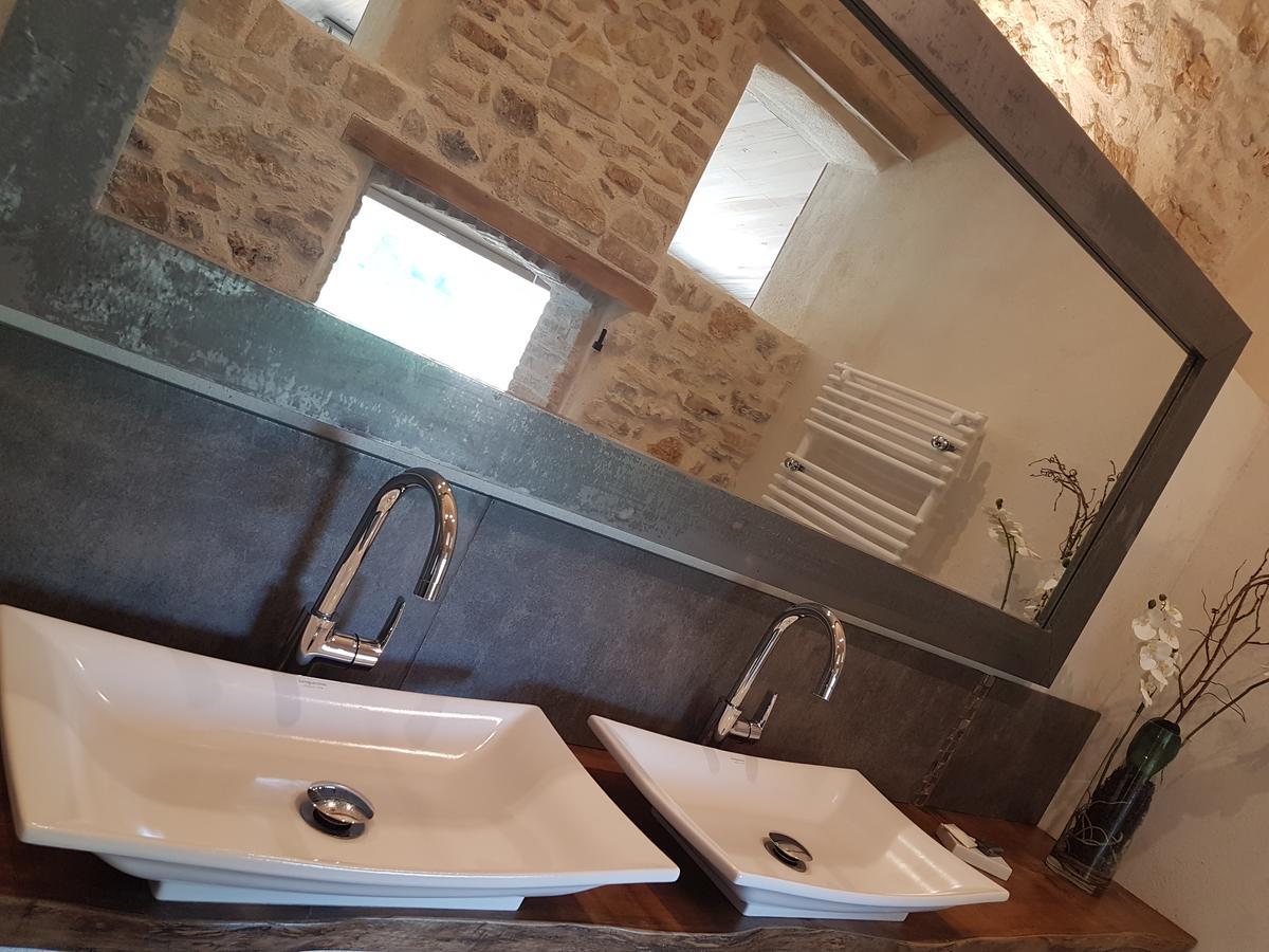 Le Domaine Saint Martin Bed & Breakfast Flassans-sur-Issole Exterior foto